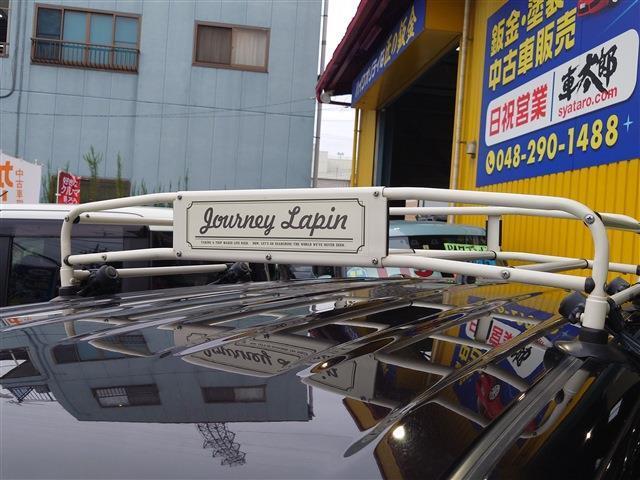 オシャレなルーフラックも装備！