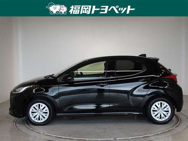 トヨタの人気コンパクトハッチバック、ヤリスハイブリッド　Zが入荷しました。