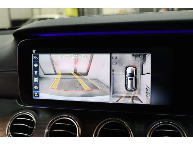 ガイドライン付きバックカメラに加え、360度カメラシステムを採用し、より快適に車庫入れが可能になります！