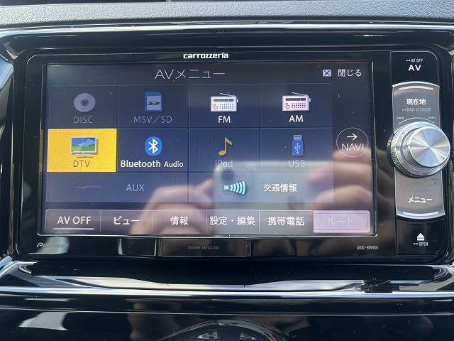 純正ナビ装備！！フルセグTV　CD　DVD再生　Bluetooth搭載！！