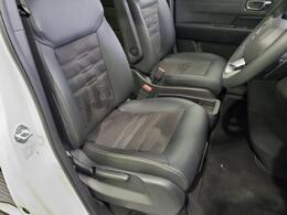 「この車の写真をもっと見たい」「状態が気になる」「この装備はついている？」どんな小さな疑問でもお気軽にお問い合わせください！