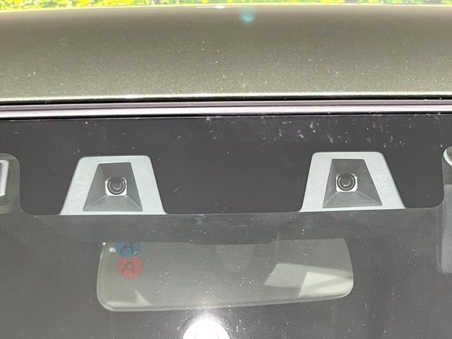 【スズキ　セーフティサポート】走行中に前方の車両等を認識し、衝突しそうな時は警報とブレーキで衝突回避と被害軽減をアシスト。より安全にドライブをお楽しみいただけます。