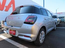 大きなスズキの看板が目印！！