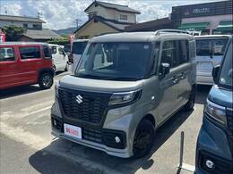 人気の届出済未使用車や厳選中古車を全メーカー豊富に取り揃えております。