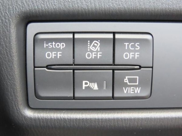 【安全装備も充実】車線逸脱警報システム。バック時の障害物を検知し知らせるリアパーキングセンサー（センター/コーナー）