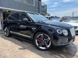 オールテレーンスペック　フロントシートコンフォートスペック　電動ステップ　インテリアムードライティング