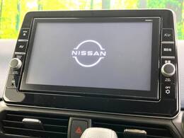 【純正9型ナビ】人気の純正ナビを装備しております。ナビの使いやすさはもちろん、オーディオ機能も充実！キャンプや旅行はもちろん、通勤や買い物など普段のドライブも楽しくなるはず♪