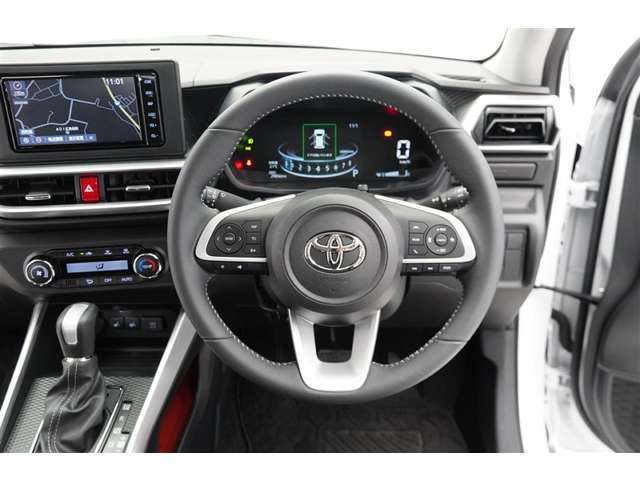 ドライバーに寄り添う快適な操作フィールをもたらすステアリングです。