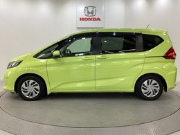 購入後も自社指定整備工場完備でお客様の愛車をしっかりサポート致します！御納車時には安全かつ安心してお乗り頂けるようホンダ専門知識を持つ整備スタッフが点検・整備・装備も説明をしてお渡ししております。