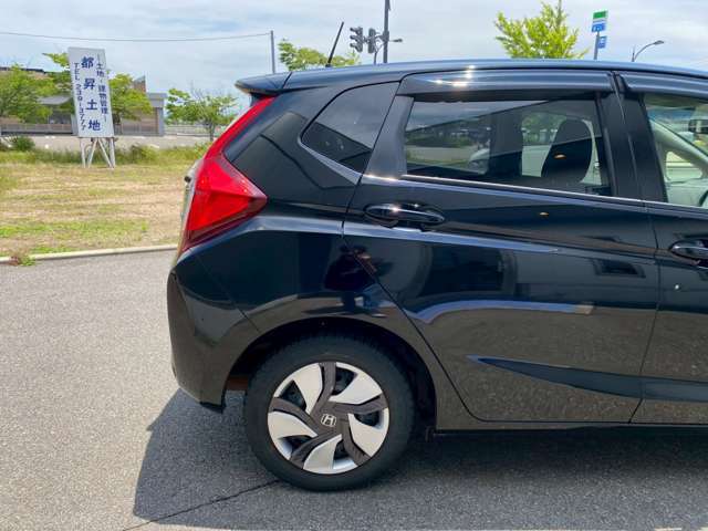株式会社シエロが提供するボディコーティングは、自動車の外装を保護し、美観を維持するための施工です。コーティングにより、汚れや紫外線から車を守り、長期的に美しい車を維持できます。お気軽にご相談ください。