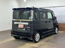当店は安心のJUメンバーショップ！！JUでの仕入れや下取り車など展示しております☆（JU＝社団法人日本中古自動車販売協会連合会）