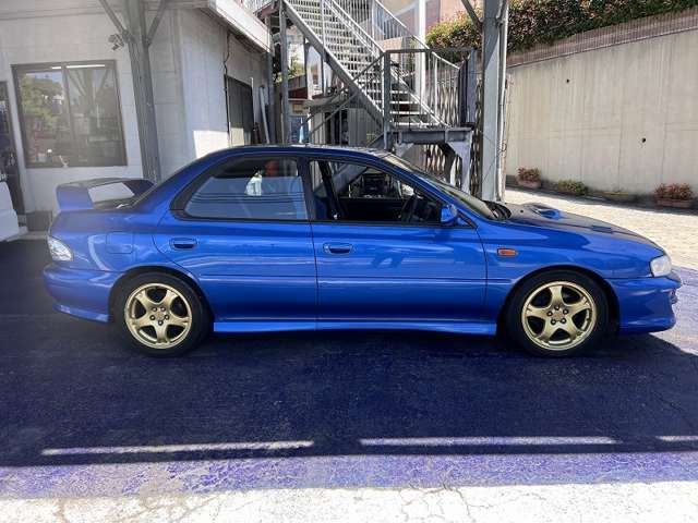 スバル インプレッサ 2.0 WRXタイプRA リミテッド 4WD 1999年