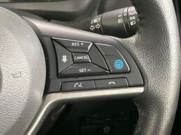 【プロパイロット】高速道路での長距離走行が楽に！！渋滞時と巡回走行のシーンで、アクセル・ブレーキ・ステアリングを自動で制御し、長距離運転の負担を軽減してくれます♪