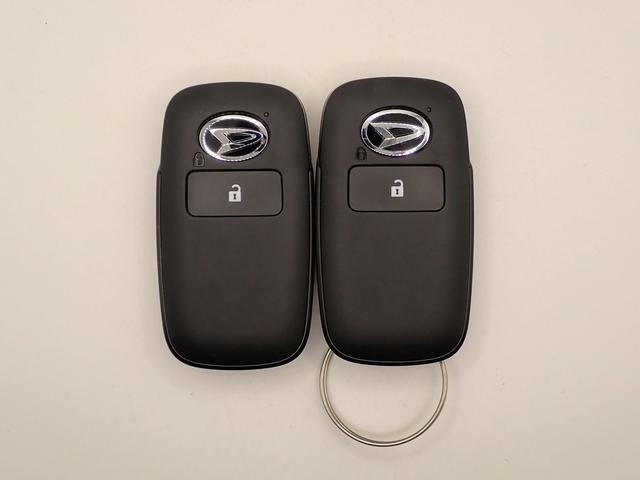 ◆専門スタッフが想いを込めて内外装を徹底的にクリーニングして、お車を気持ち良く乗って頂けるよう努めています◆