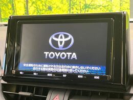 【純正ナビ】人気の純正ナビを装備。オーディオ機能も充実しており、Bluetooth接続すればお持ちのスマホやMP3プレイヤーの音楽を再生可能！毎日の運転がさらに楽しくなります！！