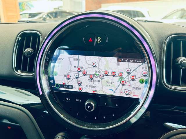 LIBERALAの名前の由来はラテン語で「libera：自由」と「ala：翼」を意味し、それらを組合せた造語です。自由な翼を得て思う存分人生を謳歌して欲しいという願いが込められています。