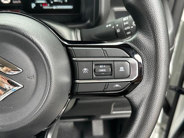 【全車速追従機能付アダプティブクルーズコントロール】ステレオカメラで先行車との距離を測定して設定した車間距離を適切に保ちながら加速・減速、さらに停止までサポート◎