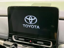 【10.5インチ　ディスプレイオーディオ】大画面のディスプレイはAppleCarPlayやAndroidAutoが利用可能。大きな画面でスマホナビアプリ等が利用いただけます♪