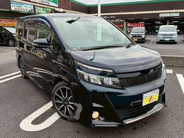 弊社では、【ドライブレコーダー】【ナビ】【スタッドレスタイヤ】【ETC2.0】【コーティング施工】【車検】【板金】などの、取り付けや施工も行っております！量販店さんよりもリーズナブル♪自信があります☆