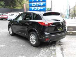 こちらのCX-5はオークション評価5点中4点評価がついている状態の良い車両になります＾＾定休日無しで営業しておりますので、お気軽にお立ち寄り下さい＾＾