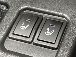 【シートヒーター】寒い日に重宝するシートヒーター！エアコンより早く温まってくれるので寒がりの人も安心ですね♪エアコンの温風は乾燥するから苦手、という方にもをおすすめです。