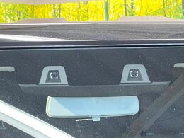 【スズキ　セーフティサポート】走行中に前方の車両等を認識し、衝突しそうな時は警報とブレーキで衝突回避と被害軽減をアシスト。より安全にドライブをお楽しみいただけます。