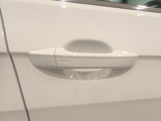 ”Keyless Access”によって、ドアハンドルに手をかけるだけでドアロックが解除できます！