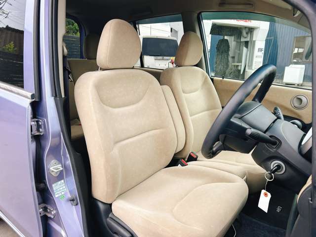 お客様のご予算帯に合わせたお車を常時100台以上取り揃えています！当社のスタッフがお客様のお車選びをしっかりサポートしご提案させていただきます！