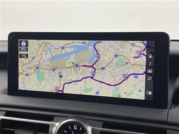 【純正ナビ】専用設計で車内の雰囲気にマッチしたナビが装備されています！利用時のマップ表示は見やすく、いつものドライブがグッと楽しくなります！