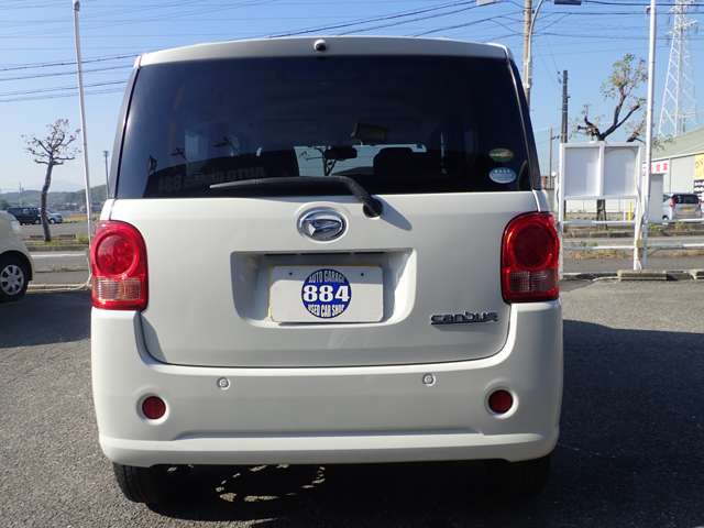 自社認証工場にて整備を行いご納車させて頂きます。車検や修理、鈑金などもぜひお任せください。お客様の安心・安全なカーライフをサポートさせて頂きます。