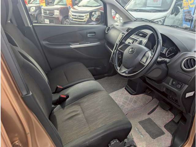 【車内抗菌・抗ウィルス＋消臭】車内抗菌オプションございます！車内抗菌・抗ウィルス＋消臭を行うことで快適なドライブ。ご使用直後はアルコールによる殺菌効果があり、消臭・抗菌します！