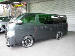 キャラバン2.4ディーゼルターボ　グランドプレミアムGX　リミテッドパッケージ！スクラッチシールド搭載で洗車傷など小さい傷は時間経過で修復されます。全国配送致します！