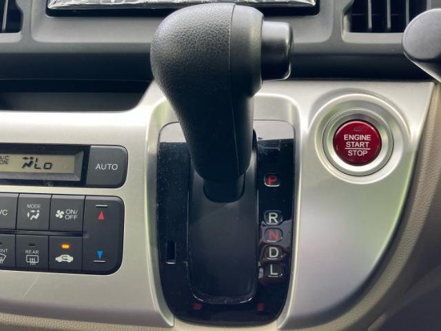 お車に合わせて無料保証以外にも、保証範囲、期間、距離を拡充させた有料保証もご用意しております！中古車の購入が初めてで不安・・・というお客様もご安心ください！