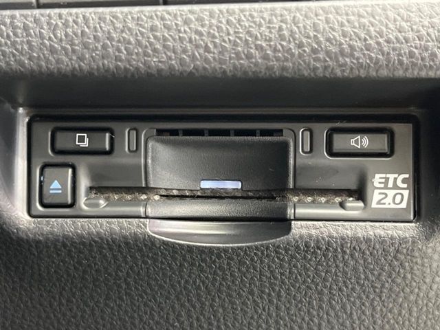 【ETC】高速道路の料金所をストレスなく通過！話題のスポットやサービスエリアに多い「スマートIC」利用時は必須のアイテムです。当店でセットアップを実施、ご納車当日からすぐにご利用いただけます！