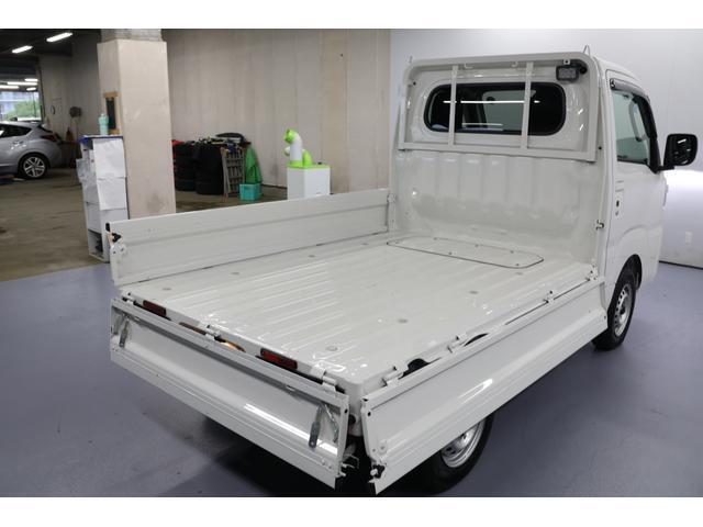 綺麗な荷台周り。