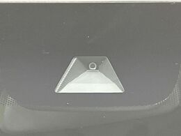 【ホンダセンシング】走行中に前方の車両等を認識し、衝突しそうな時は警報とブレーキで衝突回避と被害軽減をアシスト。より安全にドライブをお楽しみいただけます。