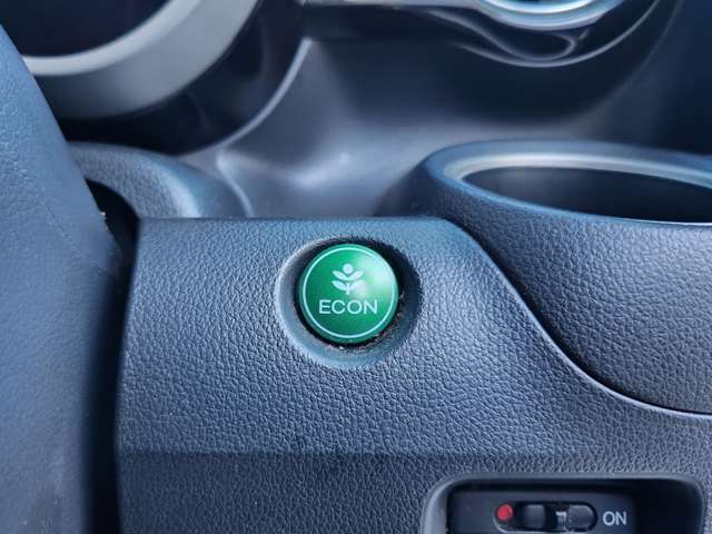 ☆エコ運転をサポートするECONスイッチ☆