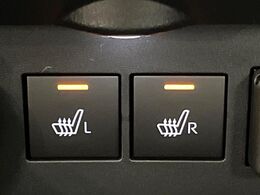 【シートヒーター】寒い日に重宝するシートヒーター！エアコンより早く温まってくれるので寒がりの人も安心ですね♪エアコンの温風は乾燥するから苦手、という方にもをおすすめです。