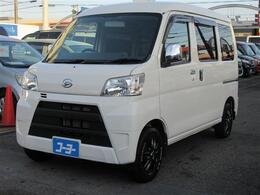 次に「整備のプロ」である2級整備士が機関の状態を査定し当社独自の真心＆安心シートに悪いところも全て隠さず記入します。車両の本当の状態を把握することにより本当の安さ「適正価格」を算出しております！