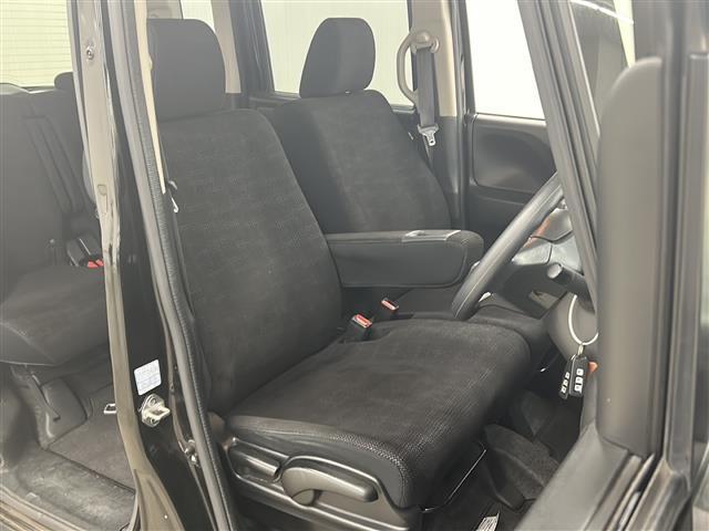 【運転席】『運転席周辺』の画像になります。写真の内容に関してご不明点、ご質問等がございましたらお気軽にガリバー店舗までお問い合わせください。