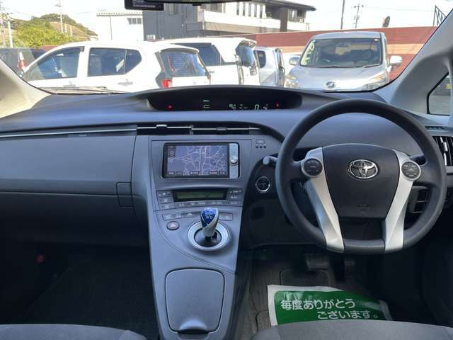 シシドモータースではお車のご購入はもちろんのこと、納車後の整備・車検や万が一の事故の際の板金修理に対しても対応が可能です。