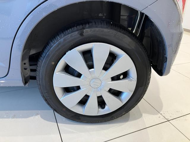 愛車を大切に乗って頂くために、ボディコーディングの施工をお勧めしております。輝くクルマになり日頃の手入れも簡単です。メンテナンスキット・施工証明書付きます。
