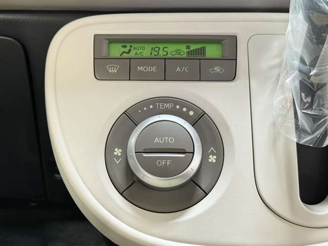 ☆諸費用が高く見えるのには理由があります！☆保証は1ヶ月1000km＆オイル交換2年間無料のプランも♪