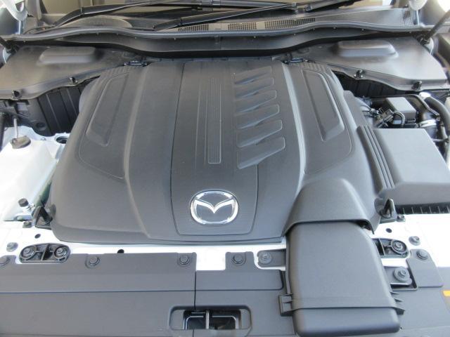 直列6気筒ディーゼルエンジンにMAZDA独自の48Vマイルドハイブリッドシステムを組み込んだディーゼルハイブリッド仕様