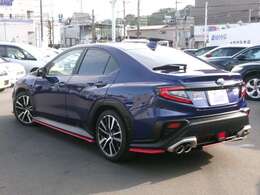 リヤ3面フィルム張り！前後コーナーセンサー！エキゾーストフィニッシャー！