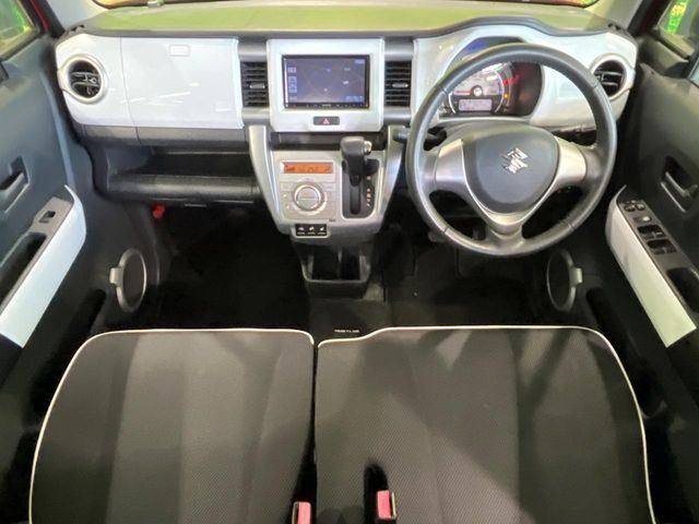 グループ総在庫数約30，000台！！全国の系列店からメーカー・車種問わずご紹介出来るので、あなたにピッタリのお車が見つかるはずです♪まずはお問い合わせ下さい☆