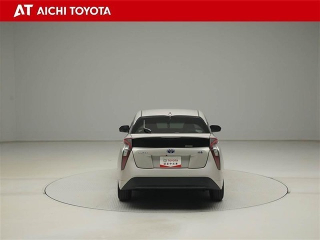 ハイブリッド車を買うならトヨタの『TOYOTA認定中古車』！保証は、初度登録年月より起算して10年間、累計走行距離20万キロ迄。更に、ロングラン保証が1年付で安心安全です♪