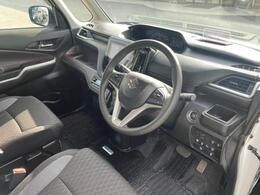 「この車の写真をもっと見たい」「状態が気になる」「この装備はついている？」どんな小さな疑問でもお気軽にお問い合わせください！