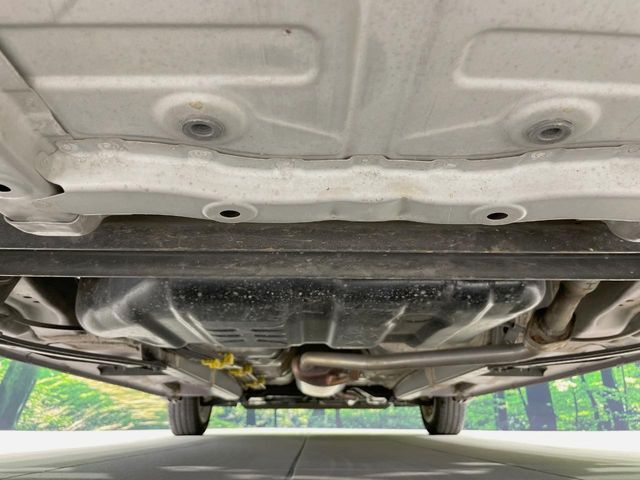 下回りがきれいなうちに、防錆加工の施工がオススメ。降雪地域はもちろん、沿岸部にお住いの方や、趣味でマリン・ウィンタースポーツをされる方にご好評いただいております。