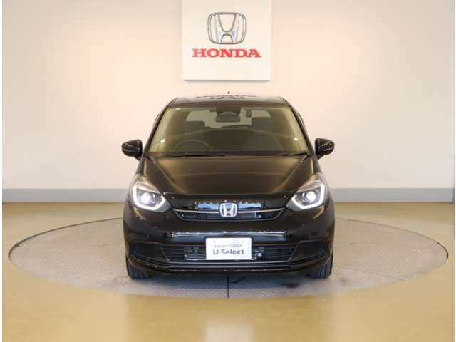 「自動車保険」と「あんしん特典」がひとつになったHondaのお店ならではの保険プランです。お客様のカーライフにより一層の安心をプラスします。